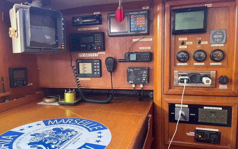 slider 8 Jeanneau Sun Kiss 47