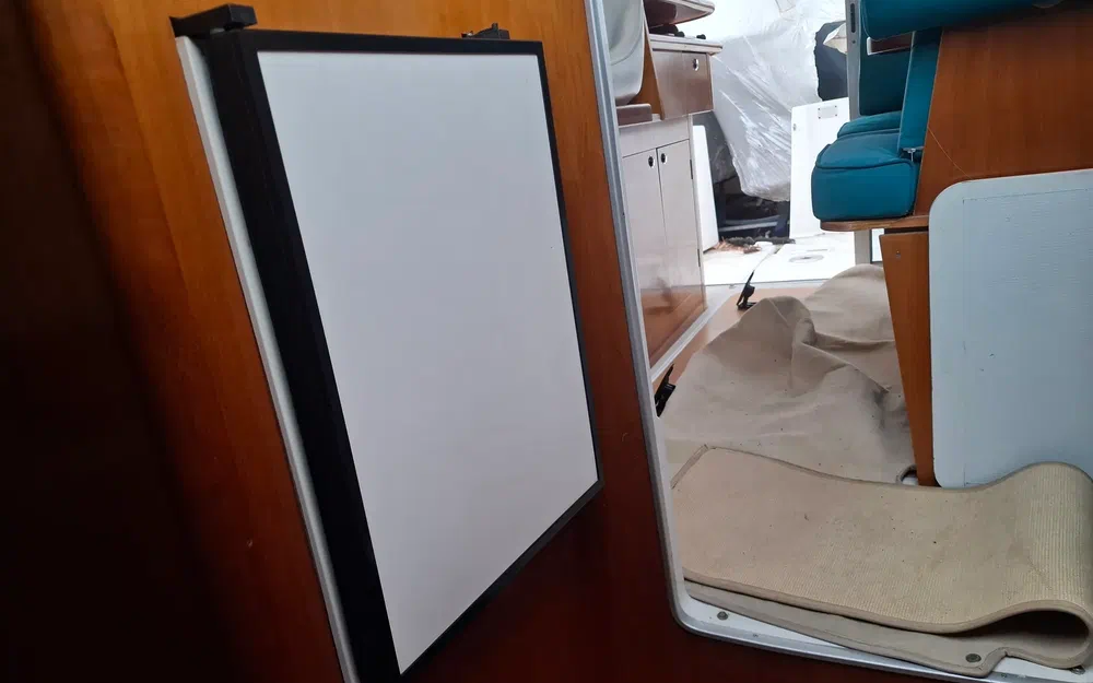 slider 13 Beneteau Antares 760