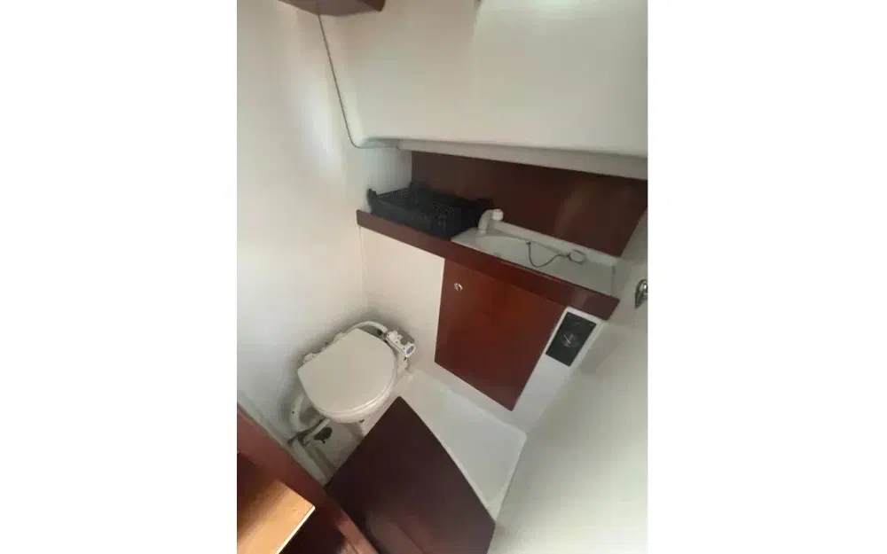 slider 15 Beneteau Antares 760