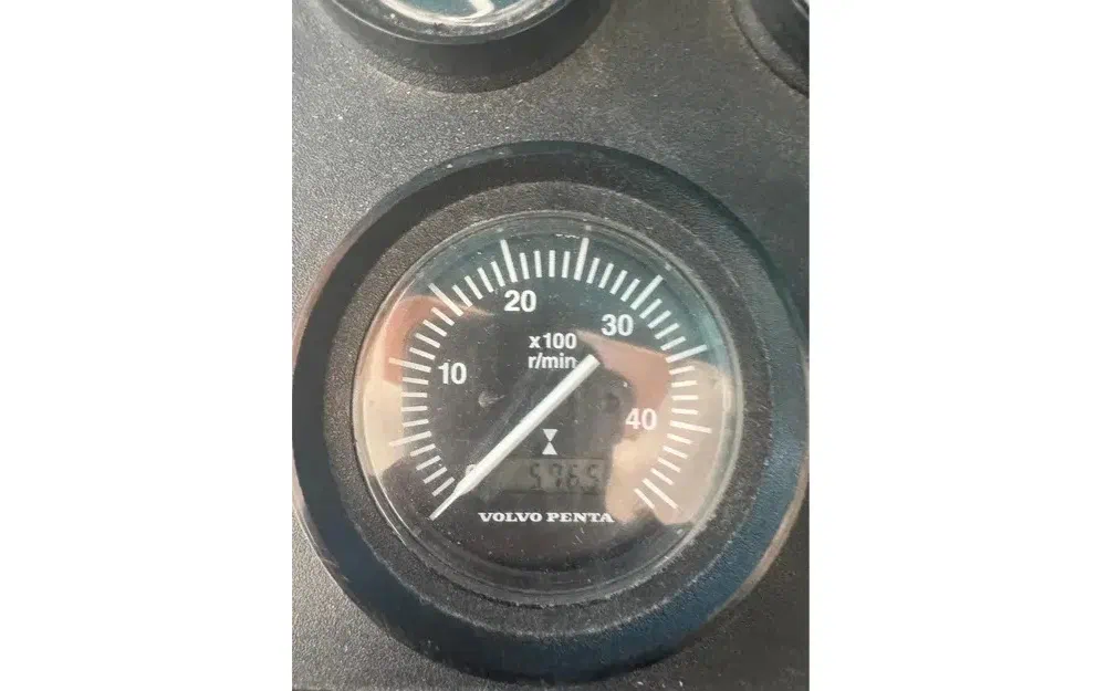 slider 20 Beneteau Antares 760