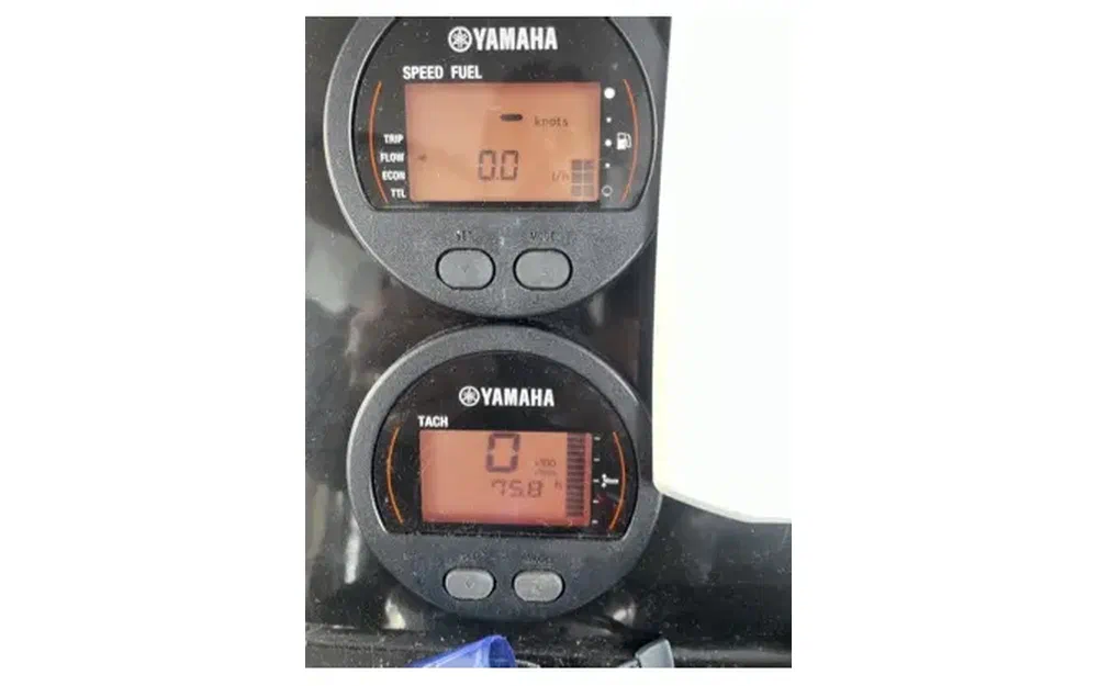 slider 11 Jeanneau Merry Fisher 795