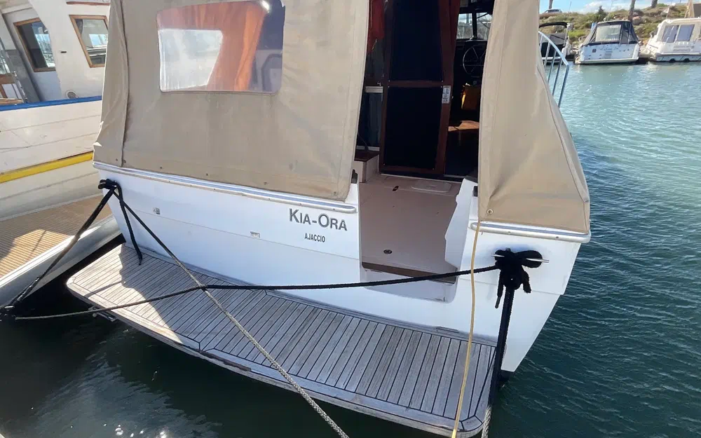 slider 9 Bayliner 3288 Fly