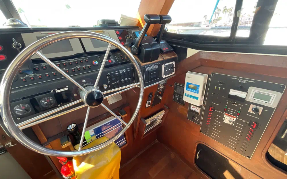 slider 14 Bayliner 3288 Fly