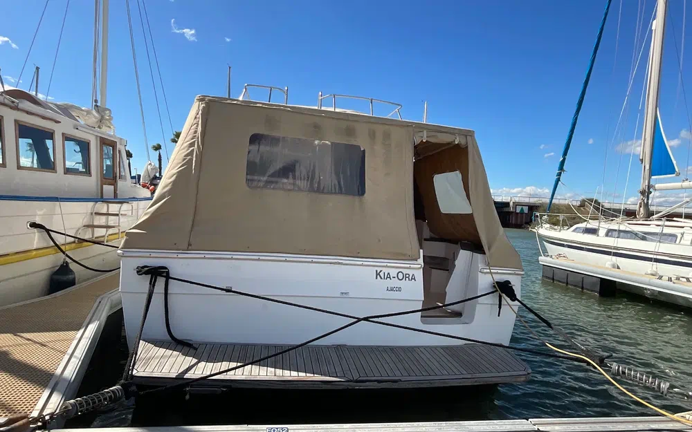 slider 1 Bayliner 3288 Fly