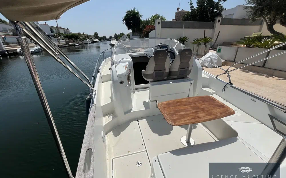 slider 12 Jeanneau Cap Camarat 8.5 WA