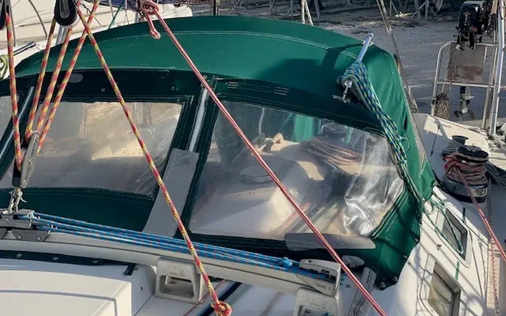 slider 32 Beneteau Oceanis 390