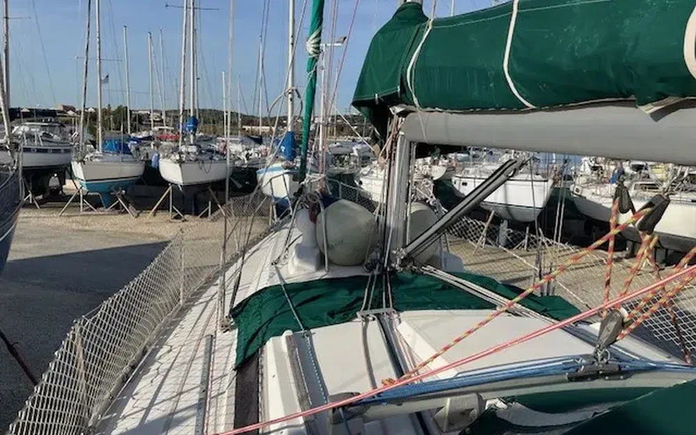slider 36 Beneteau Oceanis 390