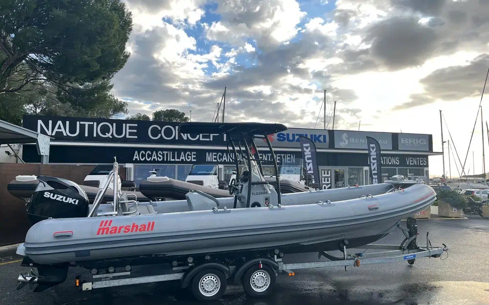 slider 4 Marshall M6