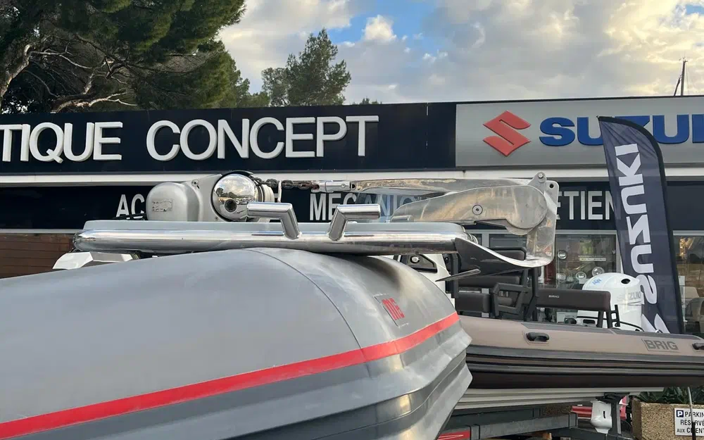 slider 5 Marshall M6