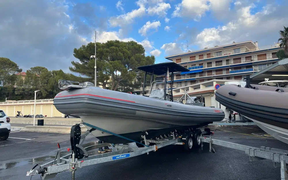 slider 1 Marshall M6