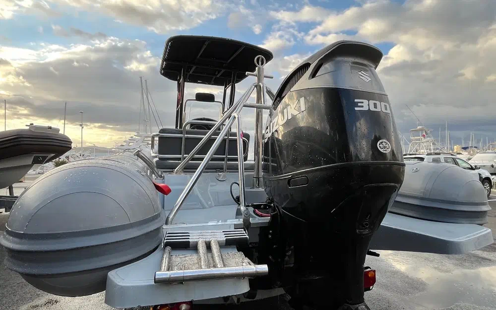 slider 14 Marshall M6