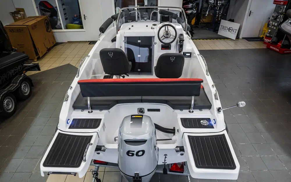 slider 5 Trident Marine 530 SPORT