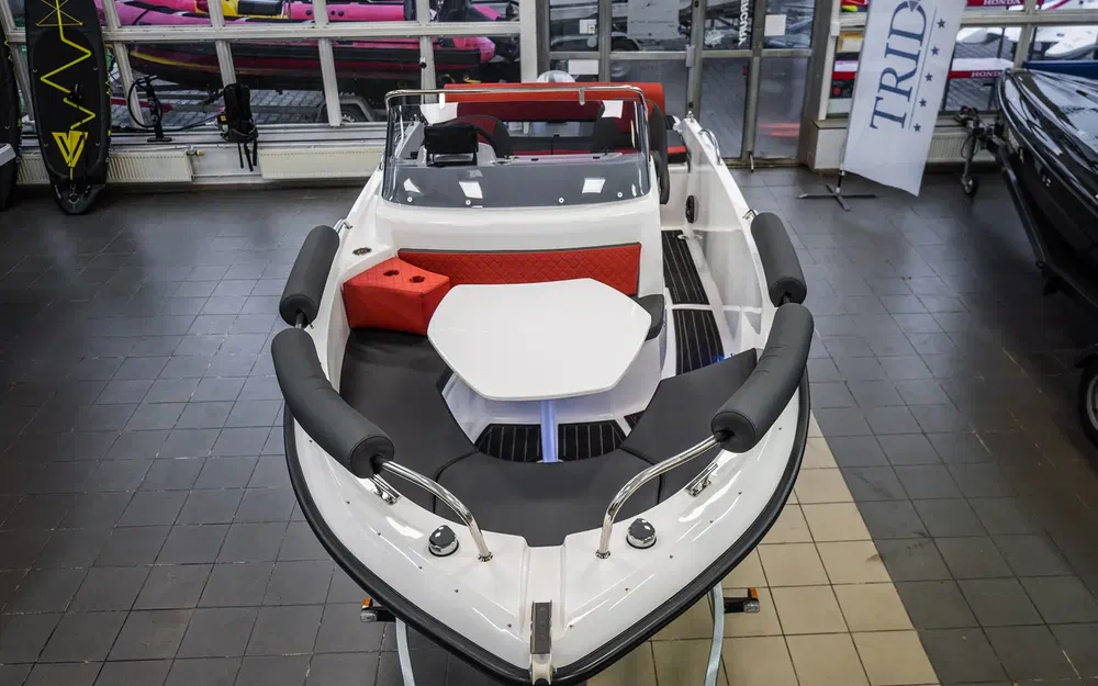 slider 6 Trident Marine 530 SPORT