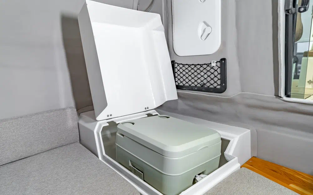 slider 35 Trident Marine 640 SUNDECK