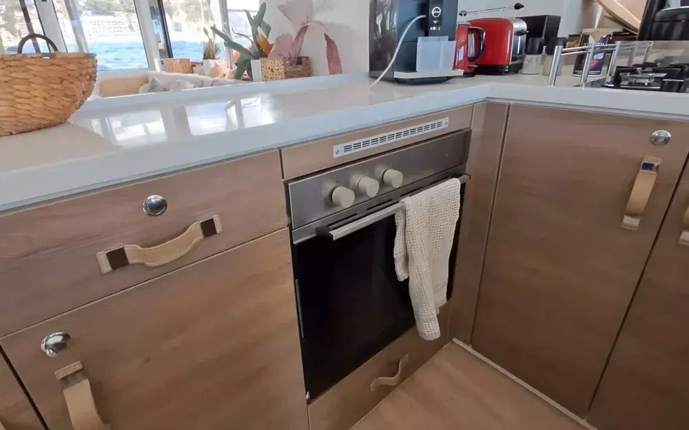 slider 10 Bali Catamarans Bali 5.4