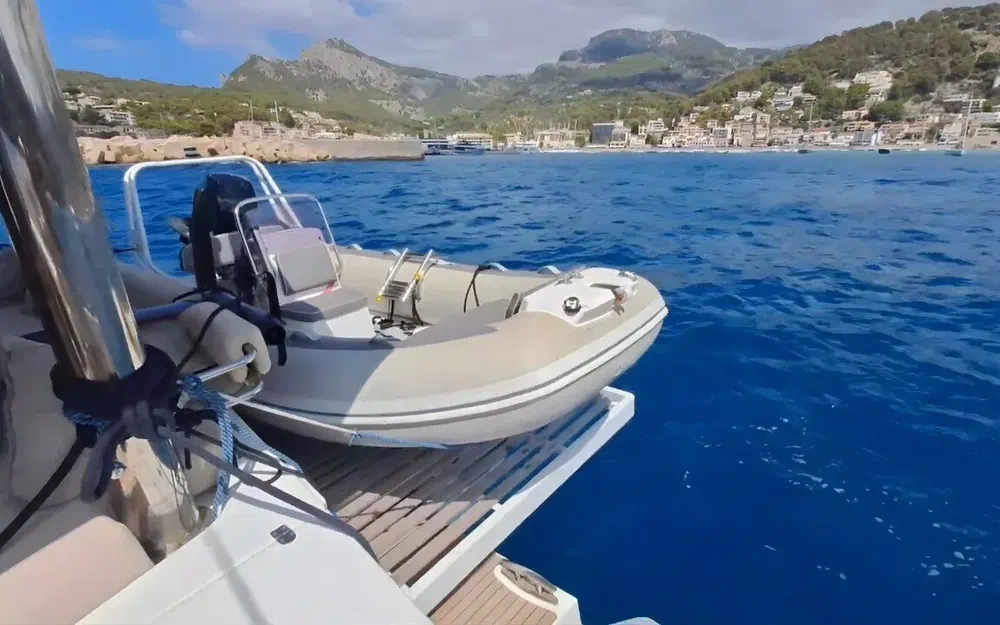 slider 14 Bali Catamarans Bali 5.4