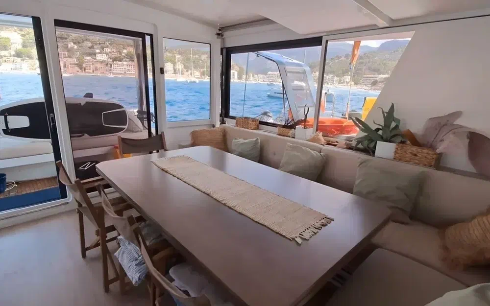 slider 15 Bali Catamarans Bali 5.4