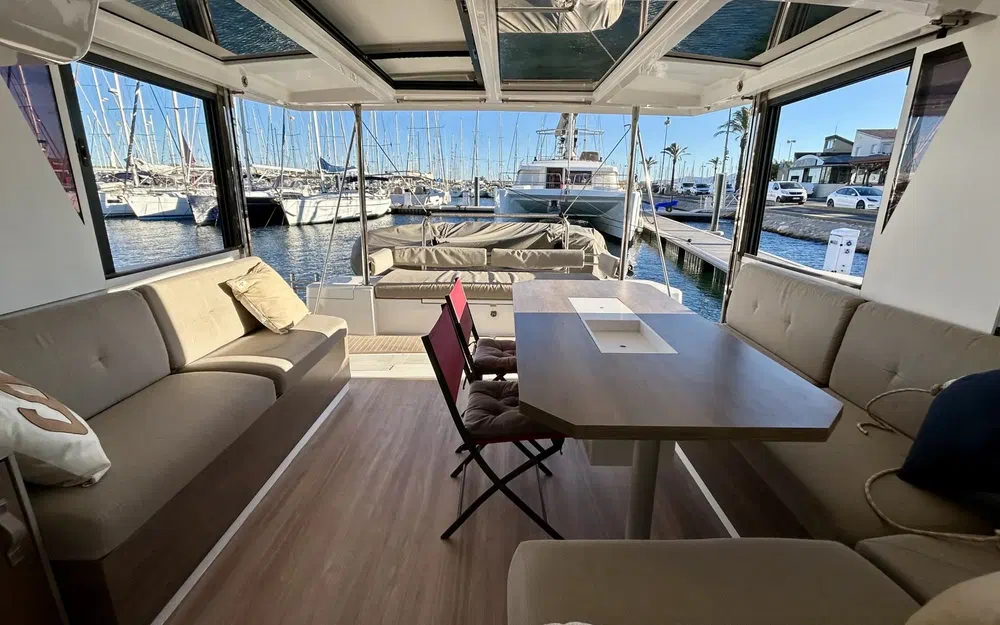 slider 2 Catana Bali 4.2