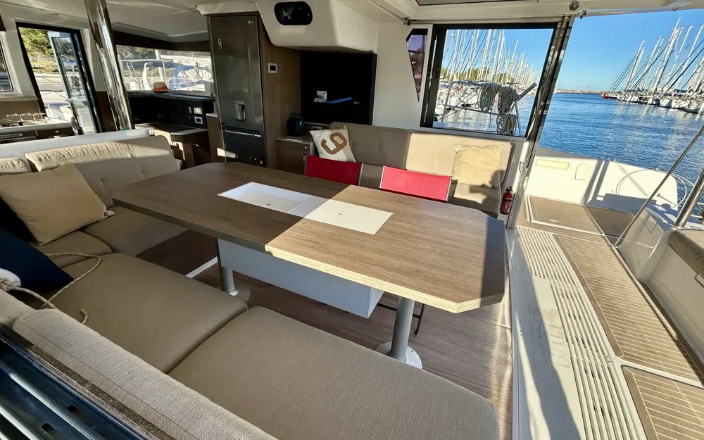 slider 4 Catana Bali 4.2