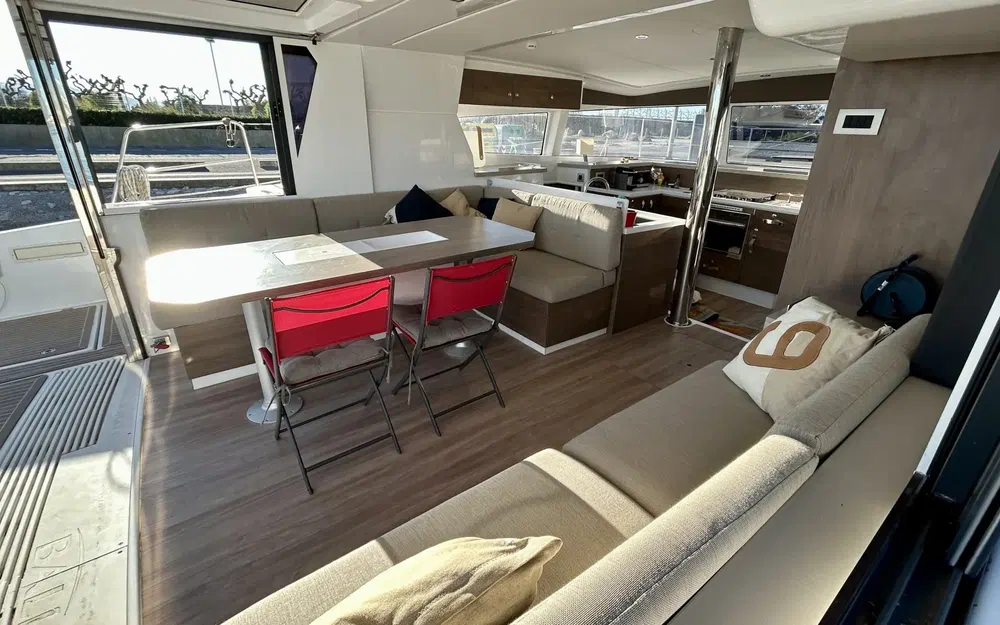 slider 5 Catana Bali 4.2