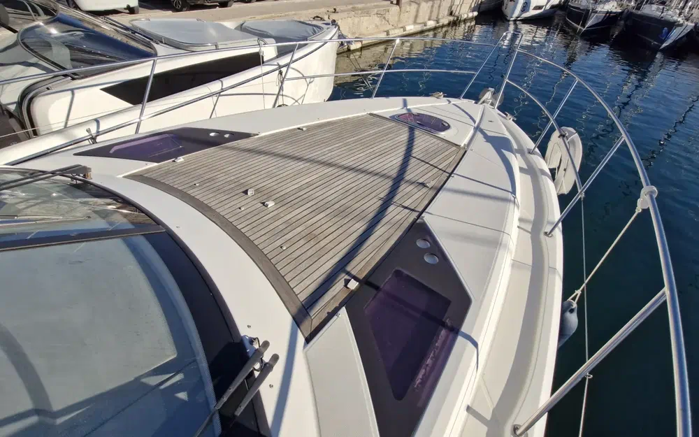 slider 13 Beneteau Monte Carlo 42