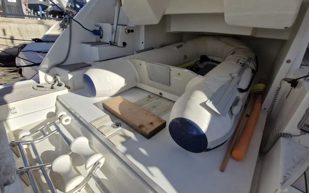 slider 22 Beneteau Monte Carlo 42