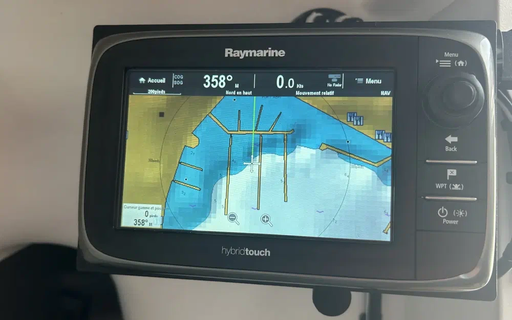 slider 8 Beneteau Seascape 27 SE