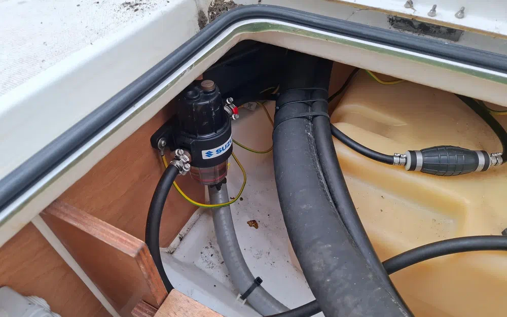 slider 10 Beneteau Antares 680 HB