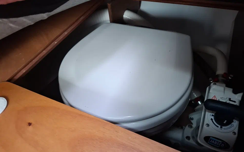 slider 15 Beneteau Antares 680 HB