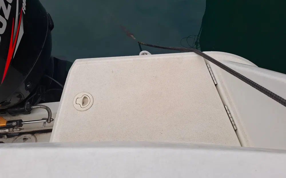 slider 18 Beneteau Antares 680 HB