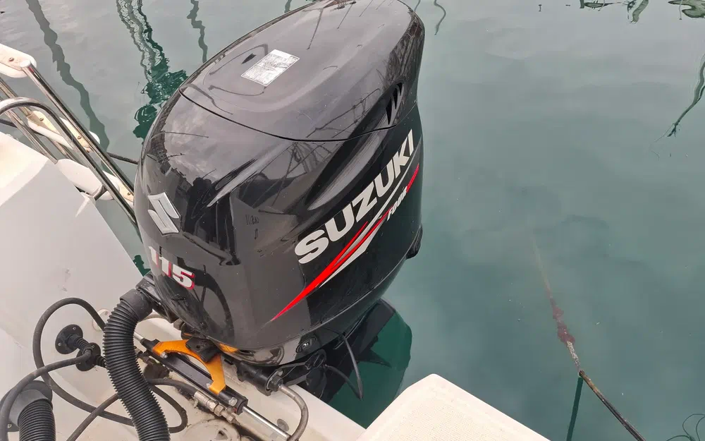 slider 19 Beneteau Antares 680 HB