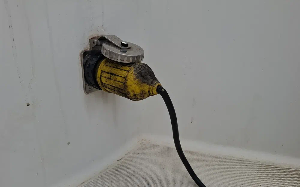 slider 20 Beneteau Antares 680 HB