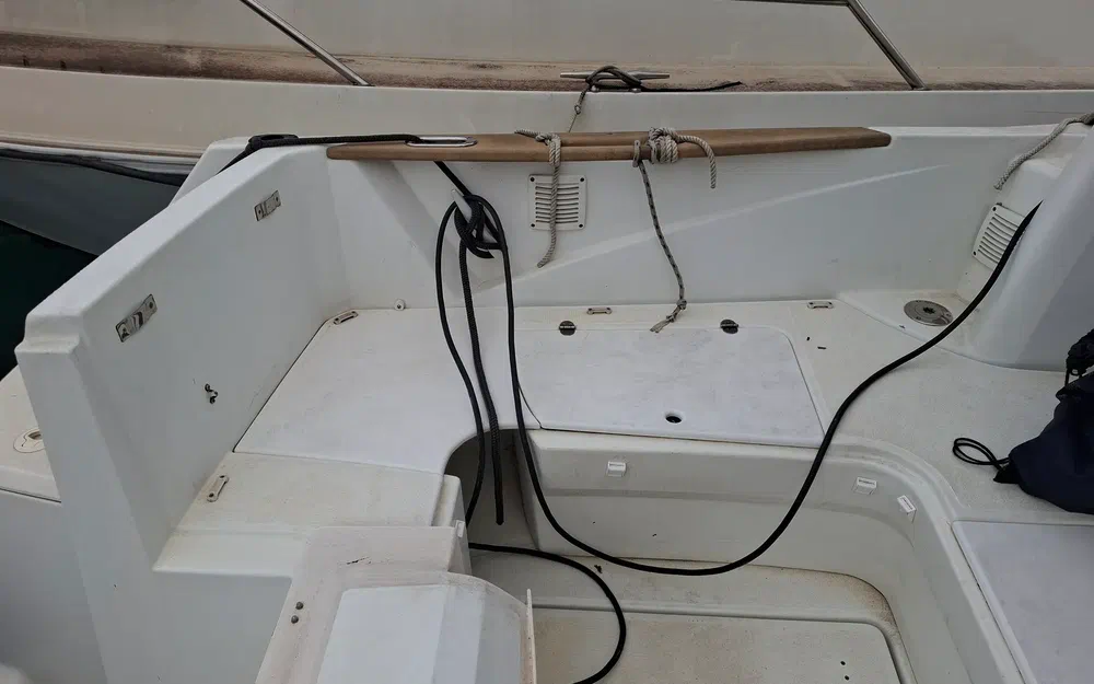 slider 22 Beneteau Antares 680 HB