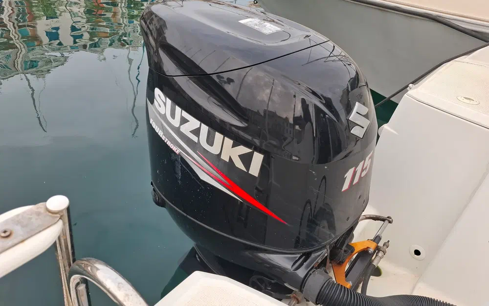 slider 23 Beneteau Antares 680 HB