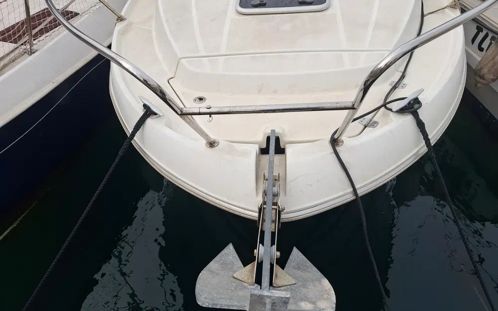 slider 2 Beneteau Antares 680 HB