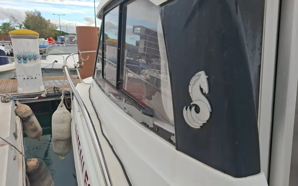 slider 5 Beneteau Antares 680 HB