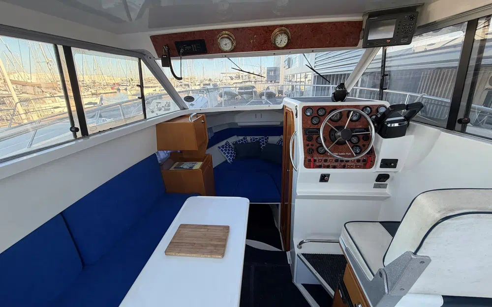 slider 7 Rio 800 Cabin Fish