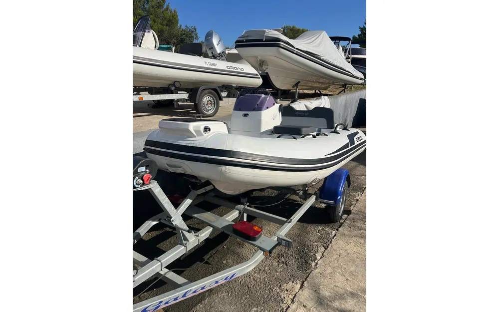 slider 1 Grand Golden Line G340