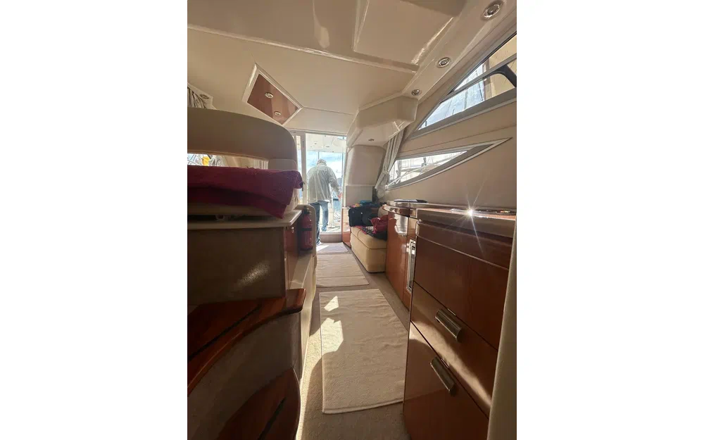 slider 16 Sealine F 34