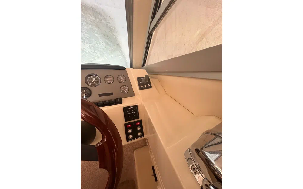 slider 6 Sealine F 34