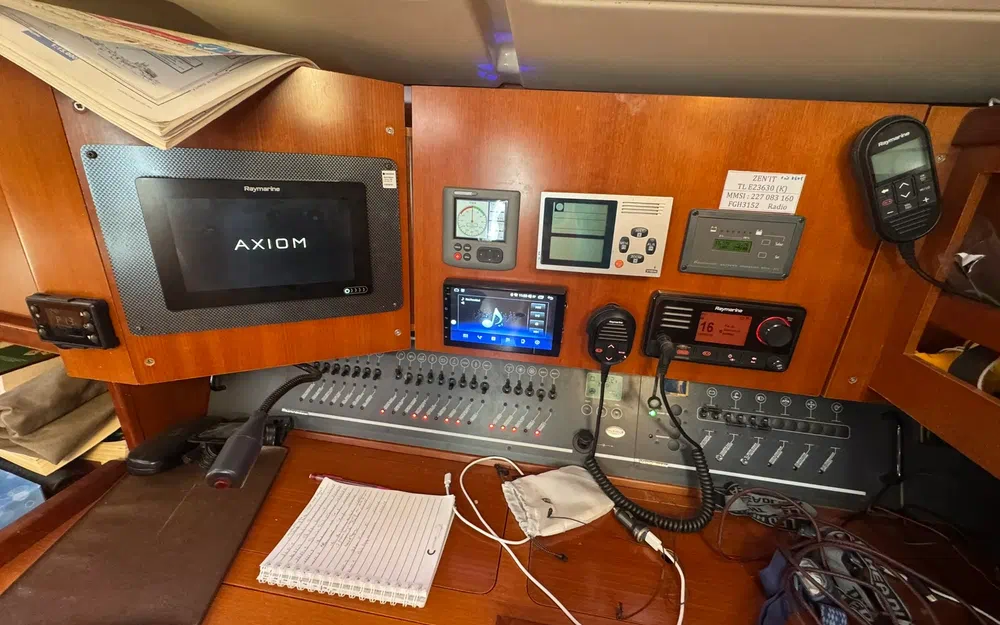 slider 13 Dufour 455