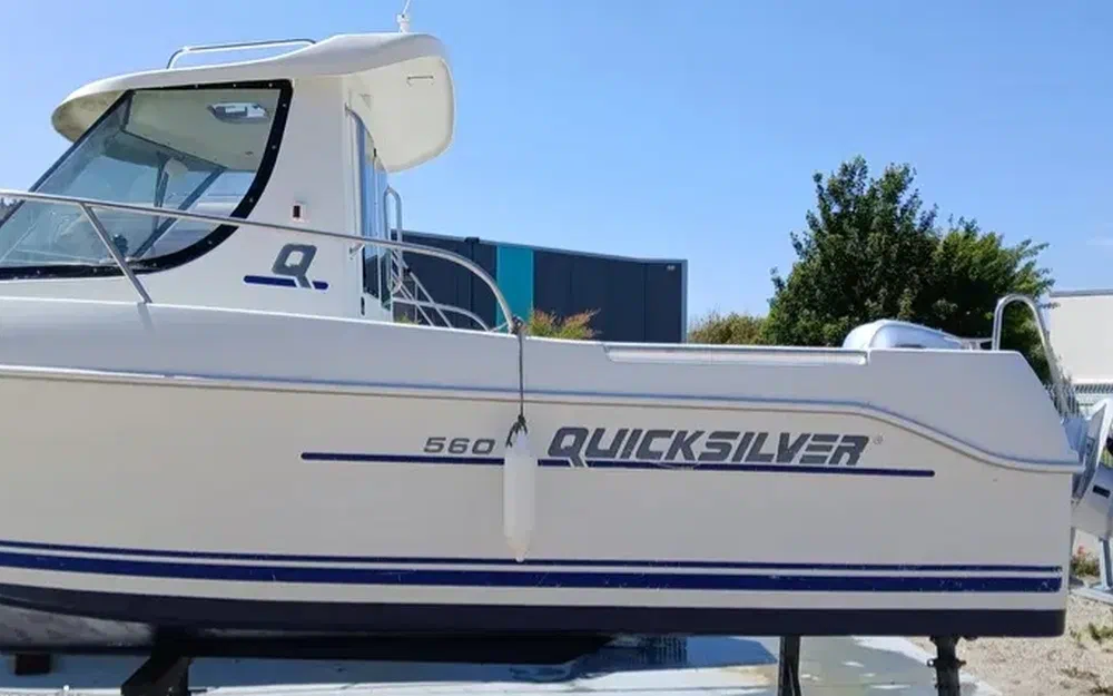 slider 1 Quicksilver 560 Timonier