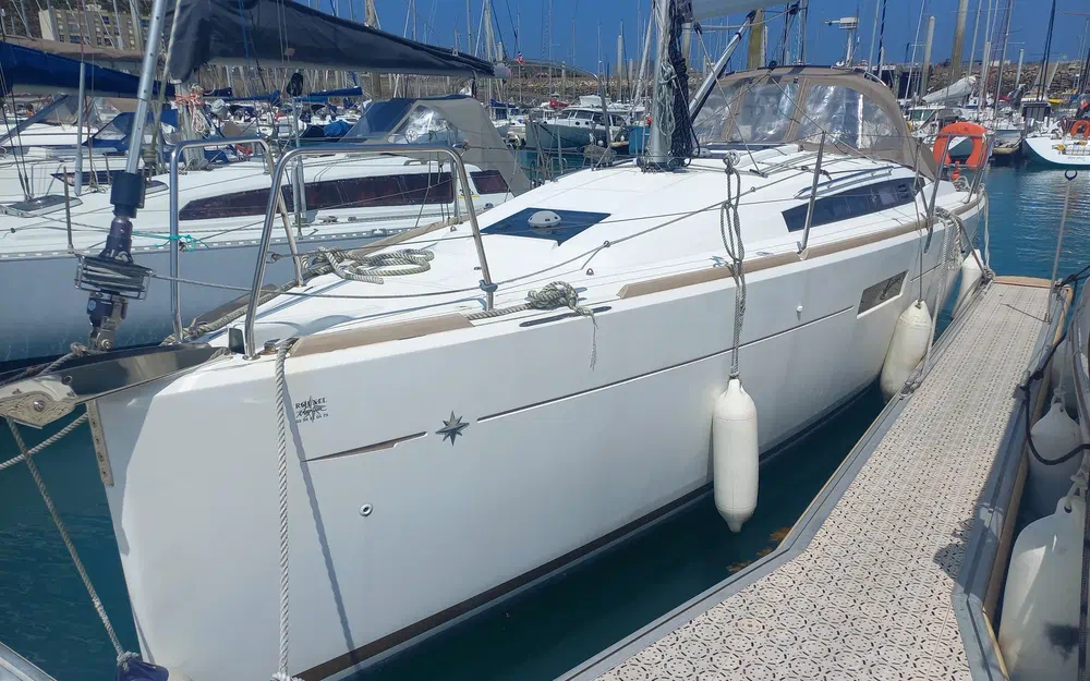 slider 1 Jeanneau sun odyssey 349