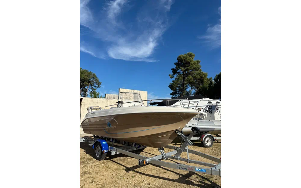 slider 0 Pacific Craft 545 Open