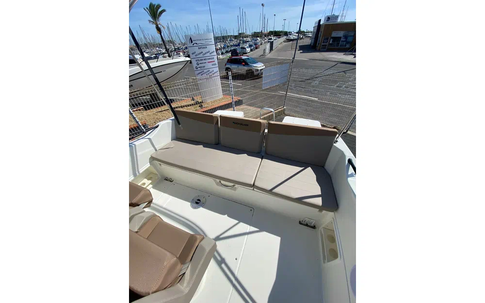 slider 7 Quicksilver Activ 675 Sundeck