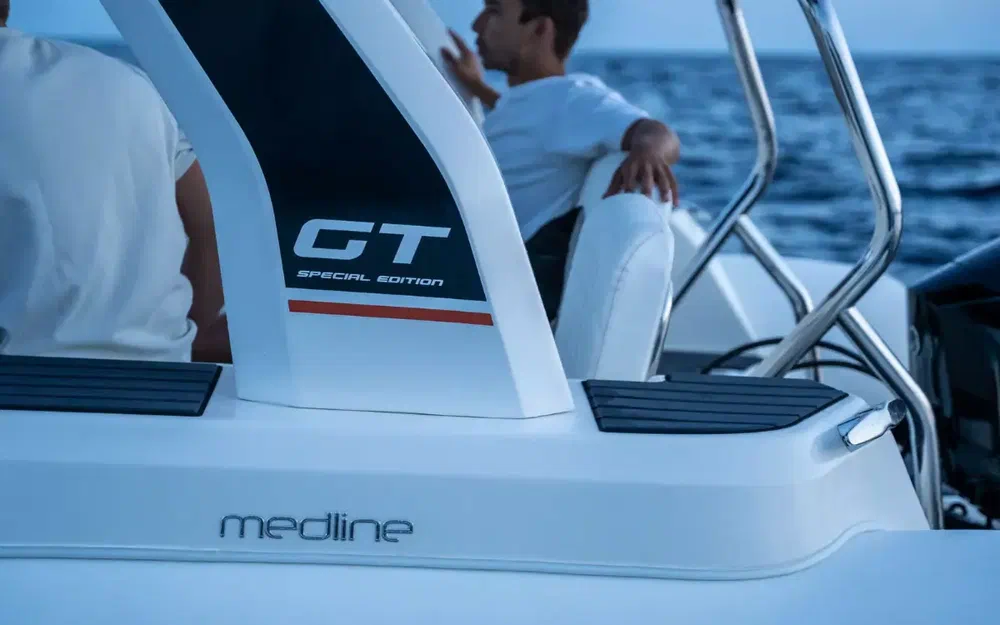 slider 2 Zodiac Medline 7.5 GT