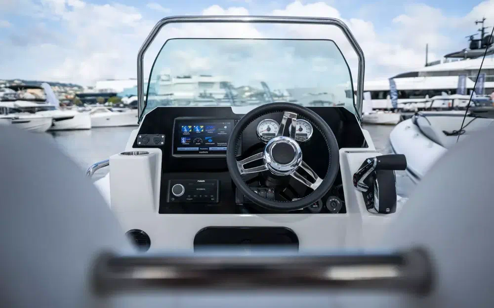 slider 3 Zodiac Medline 7.5 GT