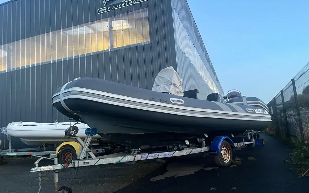 slider 0 Valiant V 500 Sport