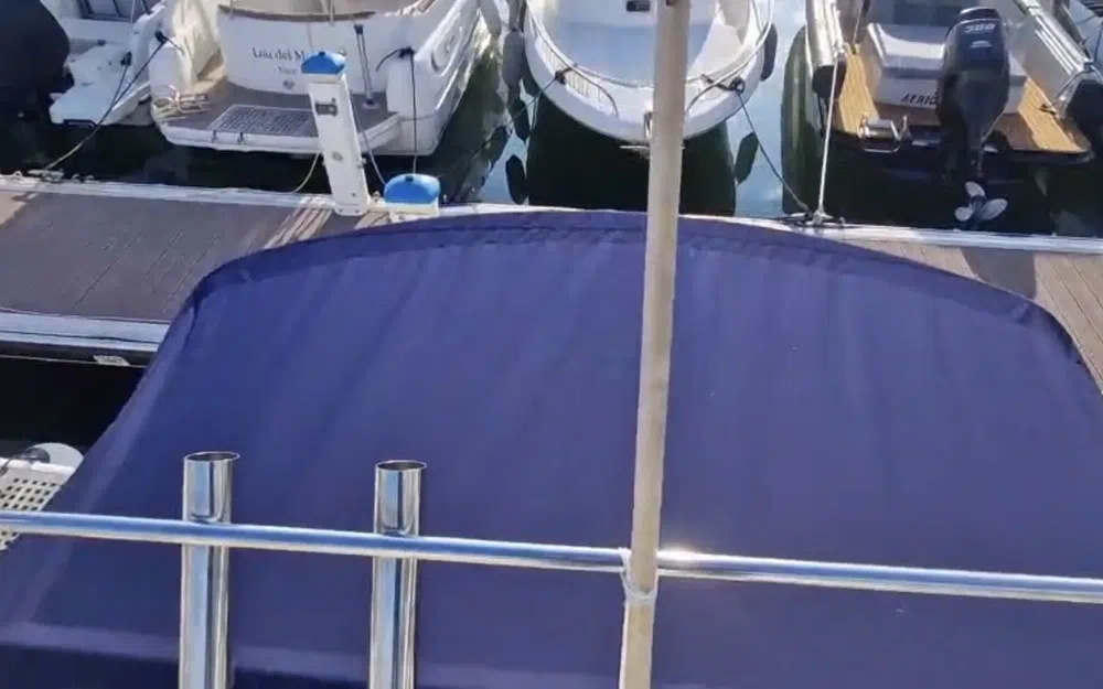 slider 19 Beneteau Antares Serie 9