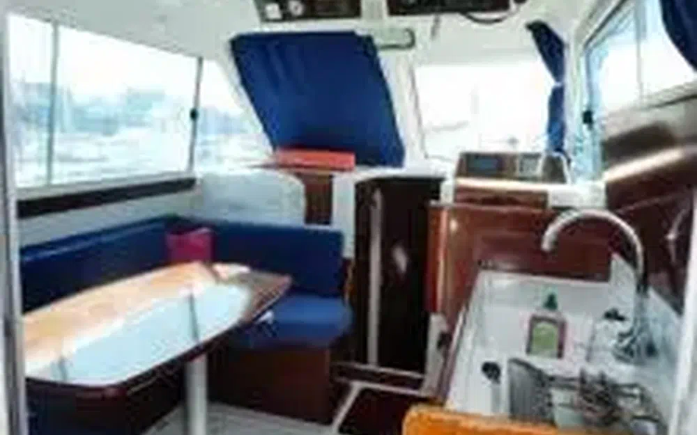 slider 2 Beneteau Antares Serie 9